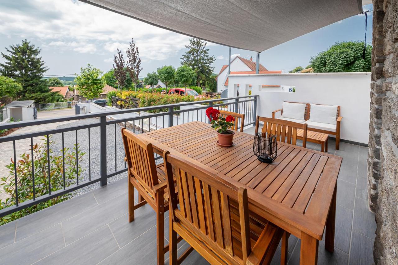 Papoula Vendeghaz Apartment Tihany Exterior foto
